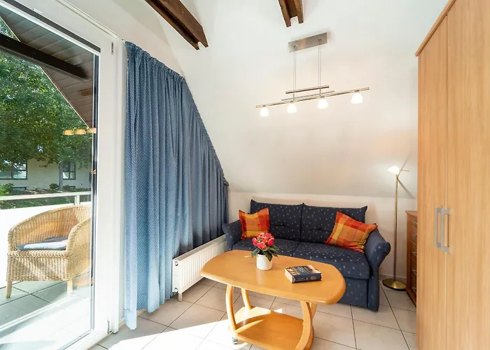 Badeweg 4 Strandlaeufer 2 Scharbeutz