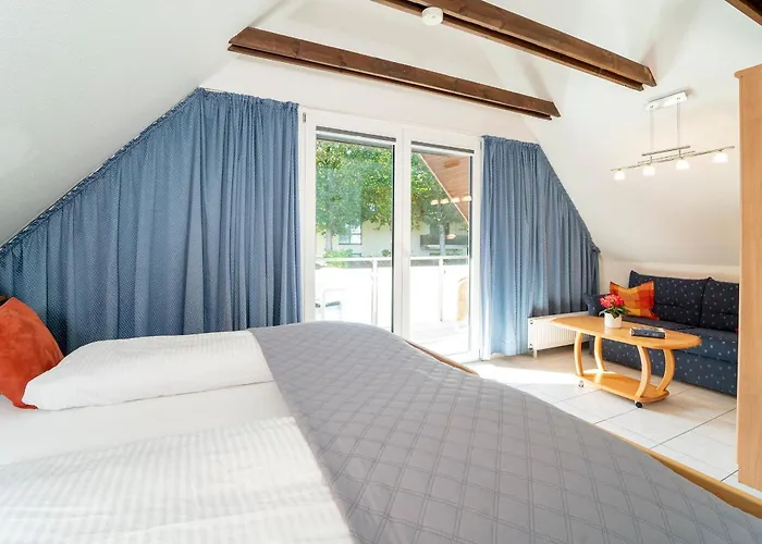 Badeweg 4 Strandlaeufer 2 *