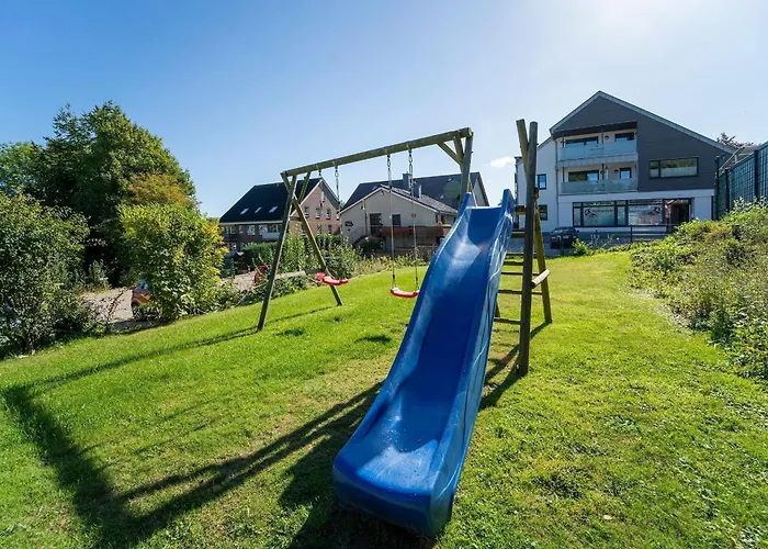 Badeweg 4 Strandlaeufer 2 *